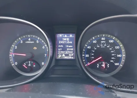 2015 Hyundai Santa Fe Sport 2.4L z USA, uszkodzony, nr VIN 5XYZTDLB0FG256306